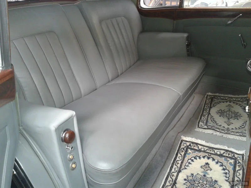 1954 Rolls-Royce Mulliner in Roma 7