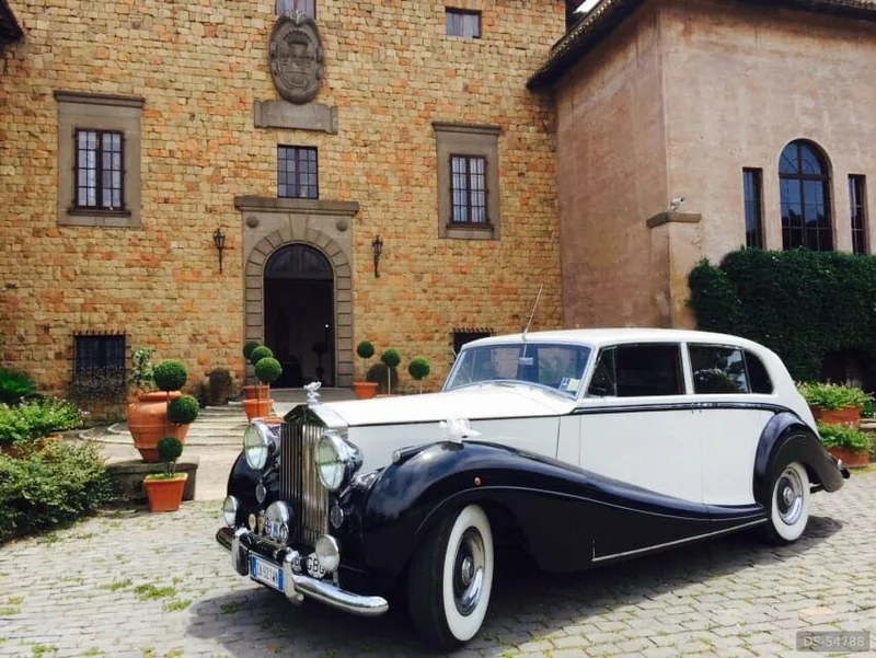 1954 Rolls-Royce Mulliner in Roma 5