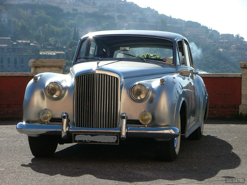 1960 Bentley S2 in Roma 5