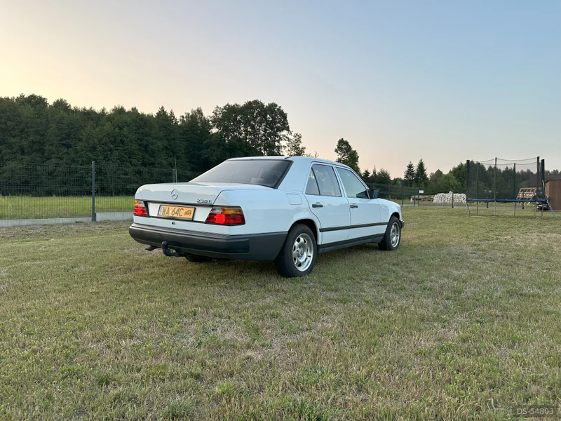 1988 Mercedes-Benz 230 E W124 in Warszawa 4