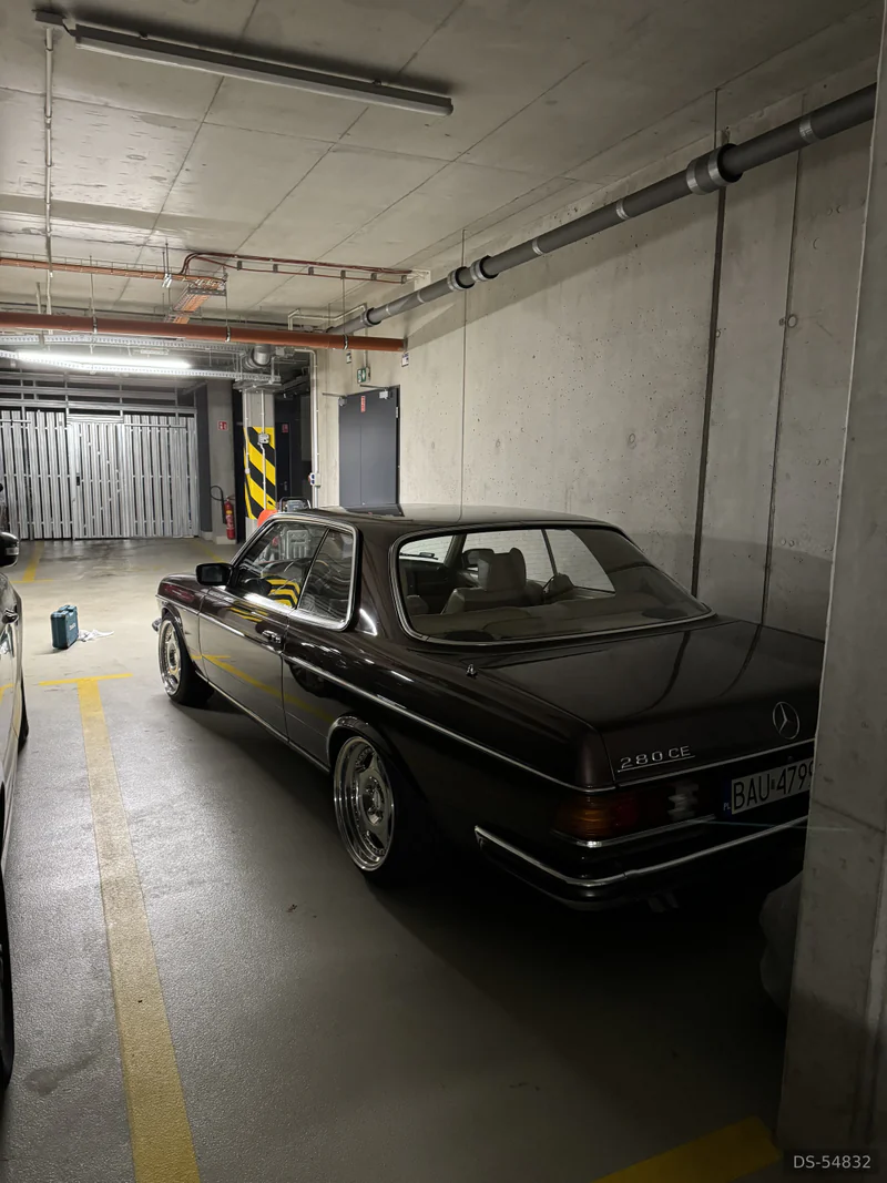 1979 Mercedes-Benz W123 280ce in Warszawa 2