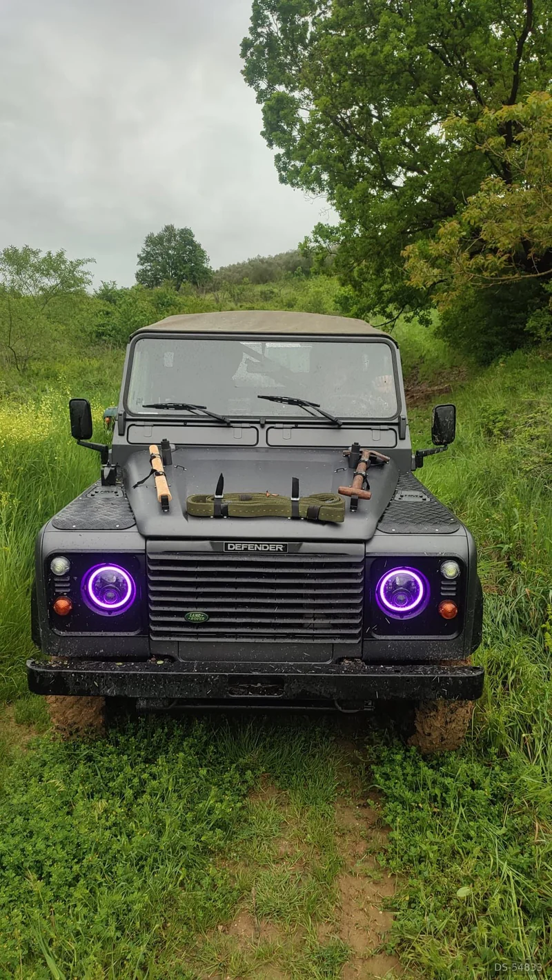 1999 Land Rover Defender 90 Soft Top in Roma 8