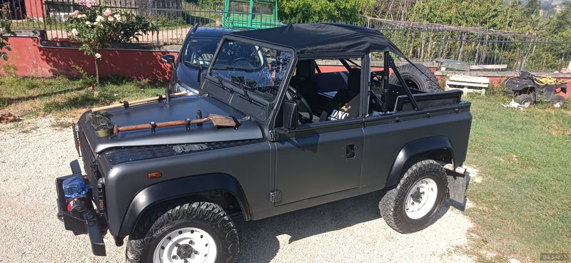 1999 Land Rover Defender 90 Soft Top in Roma 11