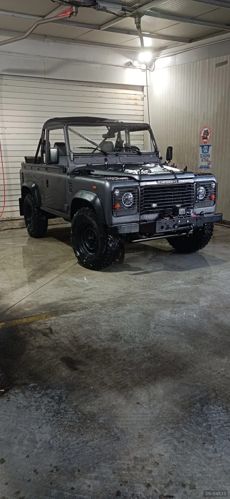 1999 Land Rover Defender 90 Soft Top in Roma 19