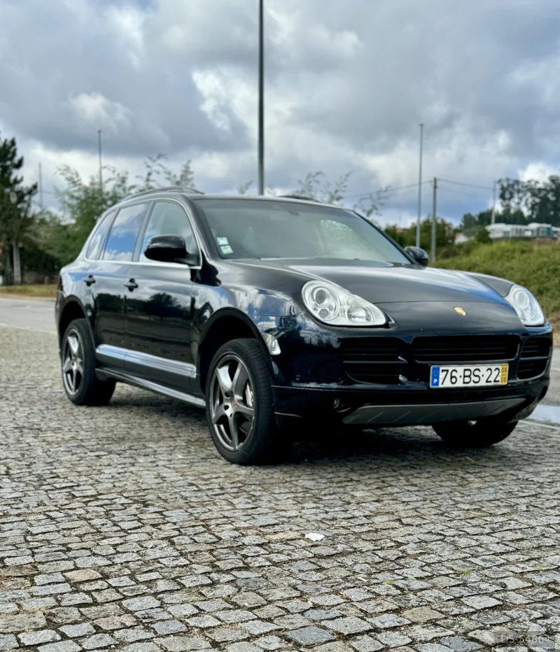 2006 Porsche Cayenne S in Paços De Ferreira