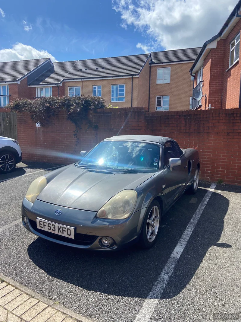 2004 Toyota Mr2 Roadster in Tipton