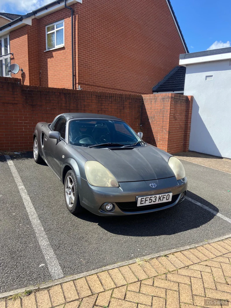 2004 Toyota Mr2 Roadster in Tipton 2