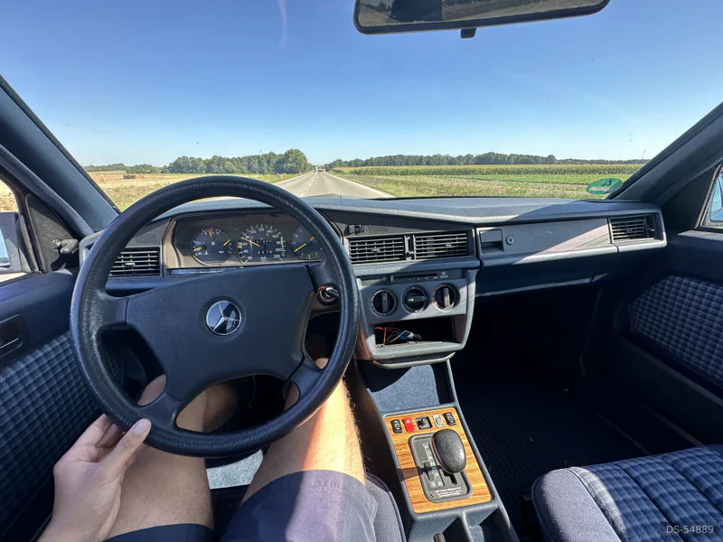 1992 Mercedes-Benz W201 in świdnica 4