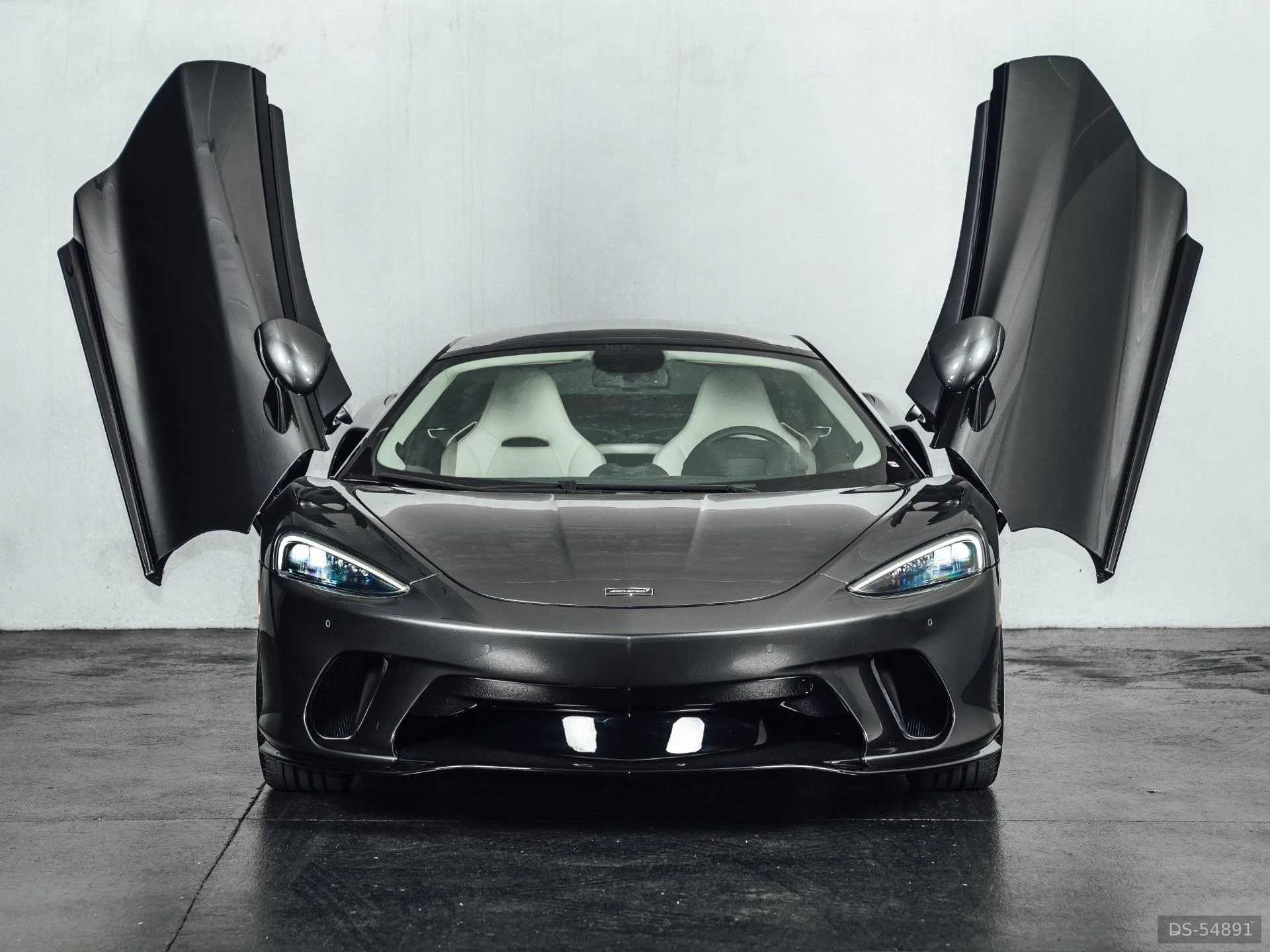 2024 McLaren Gt Coupe V8