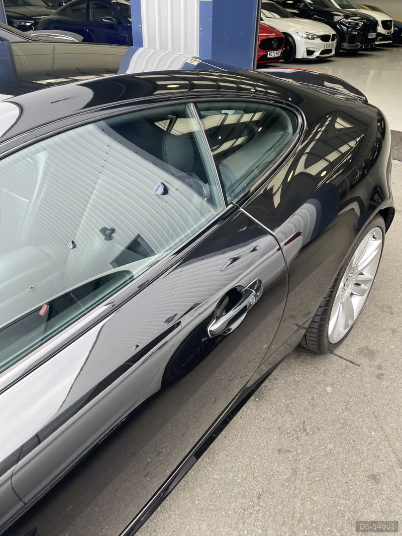 2010 Jaguar Xkr in London 5