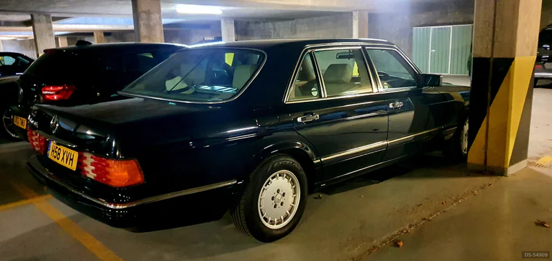 1991 Mercedes-Benz 560 Sel in Watford 2