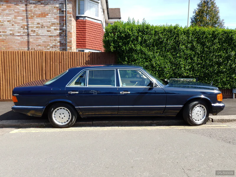 1991 Mercedes-Benz 560 Sel in Watford 3