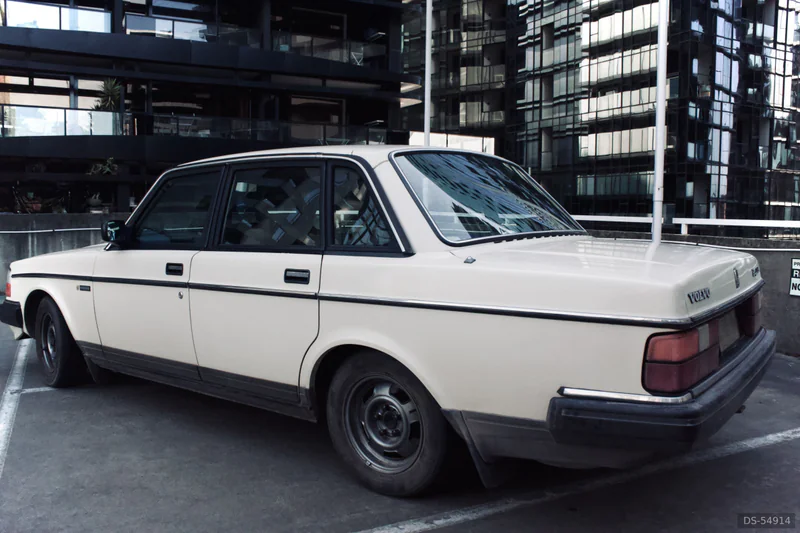 1988 Volvo 240 Gl in South Yarra 2
