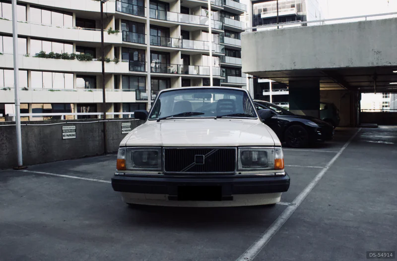 1988 Volvo 240 Gl in South Yarra 5