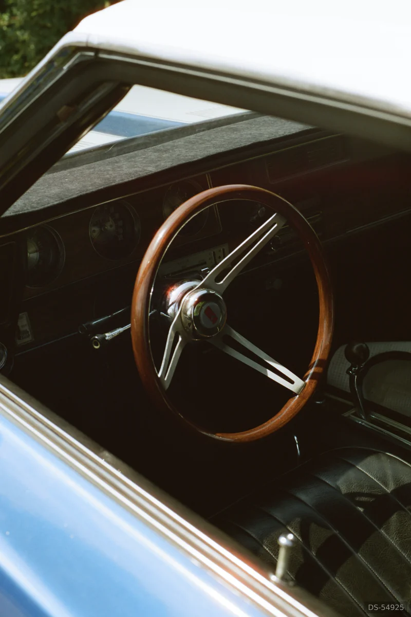 1972 Oldsmobile Cutlass Supreme in Oakville 3