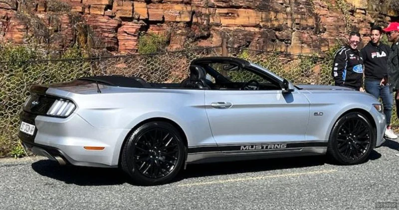 2016 Ford Mustang Gt Convertable in Cape Town 4