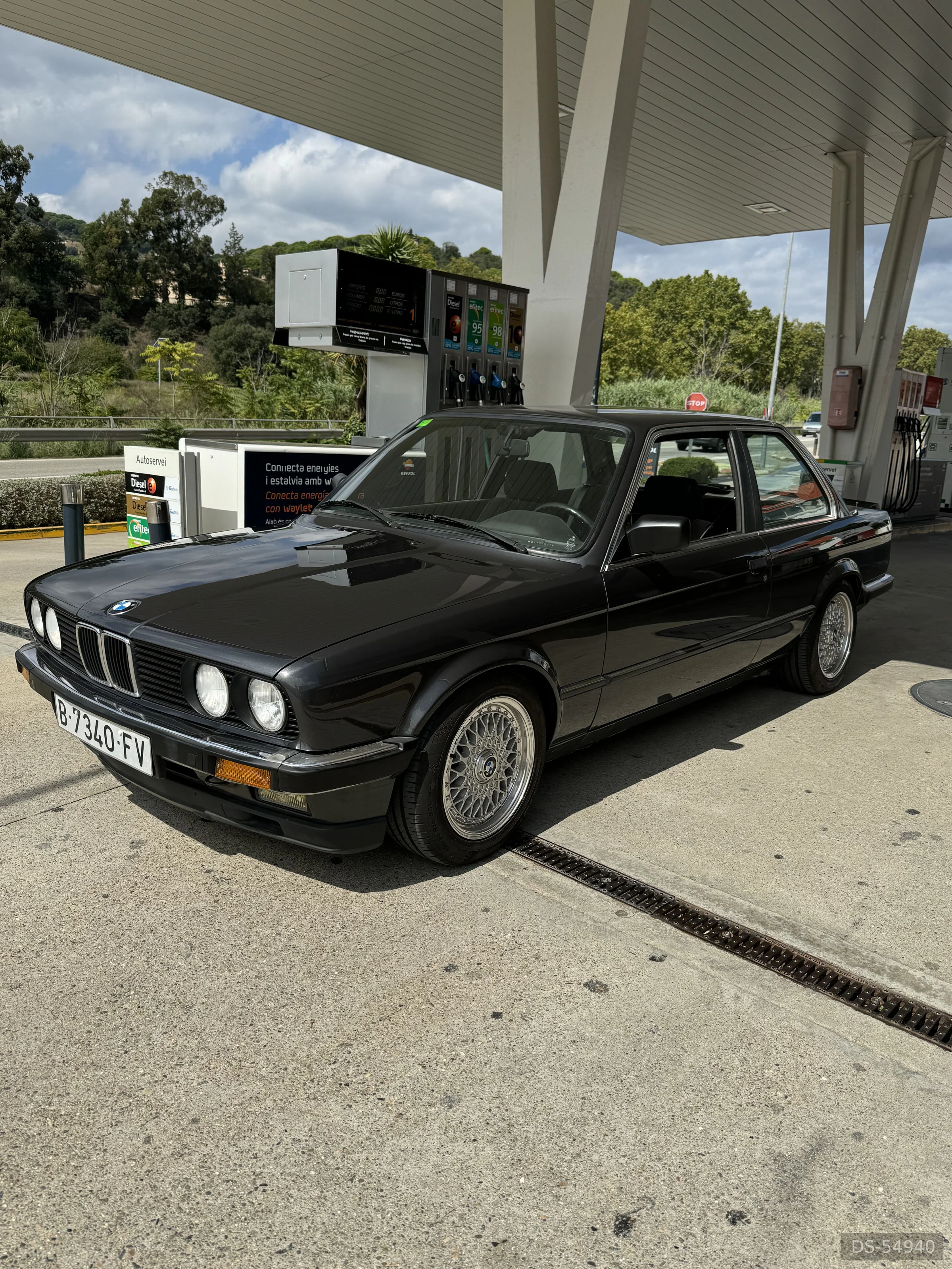 1983 BMW E30 323i