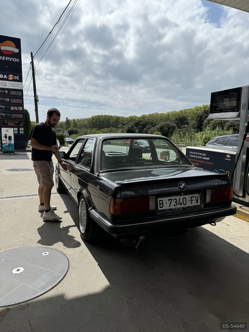 1983 BMW E30 323i in El Prat Del Llobregat 3