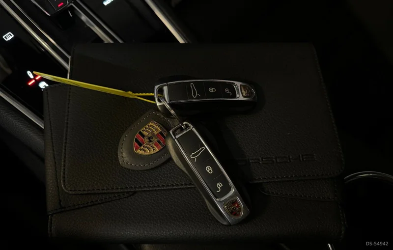 2017 Porsche Panamera 4e Hybrid in Notodden 9