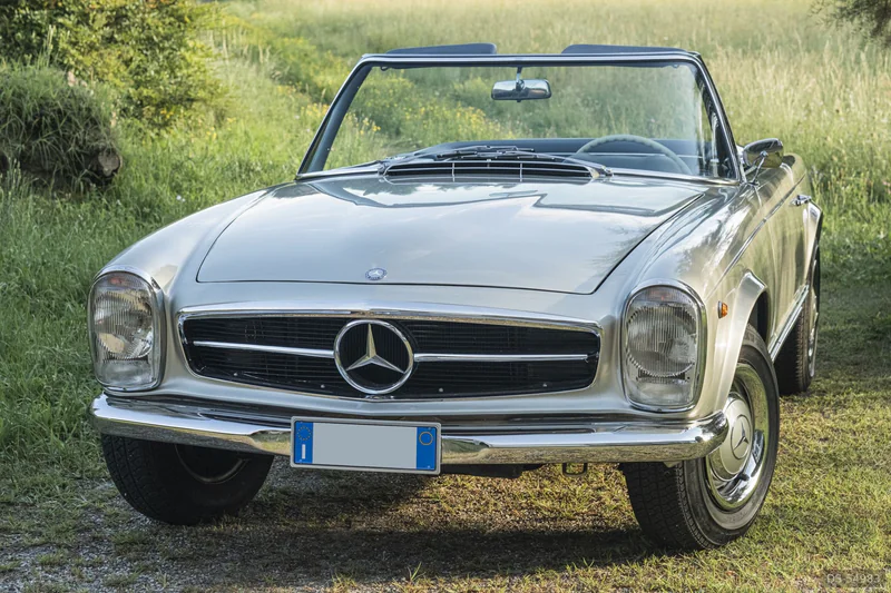 1965 Mercedes-Benz SL 230 Pagoda in Varese