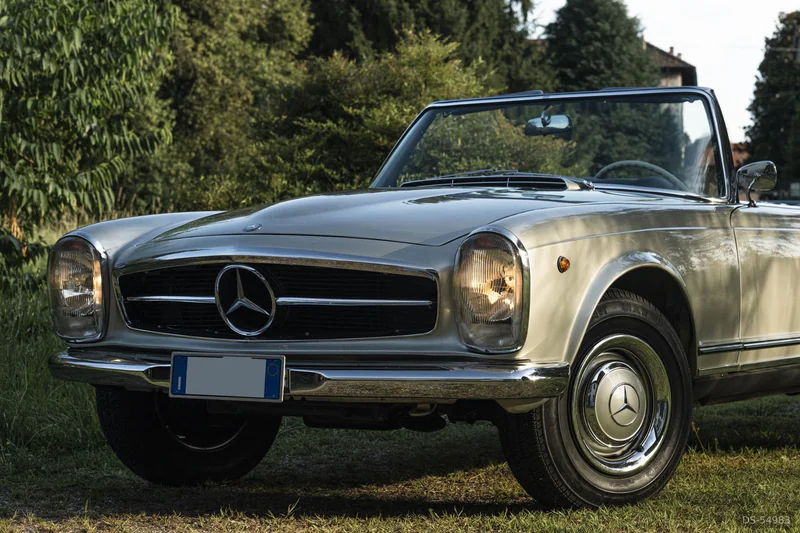 1965 Mercedes-Benz SL 230 Pagoda in Varese 6