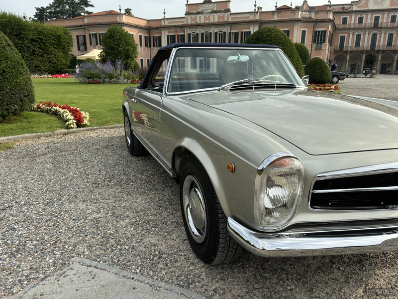 1965 Mercedes-Benz SL 230 Pagoda in Varese 7
