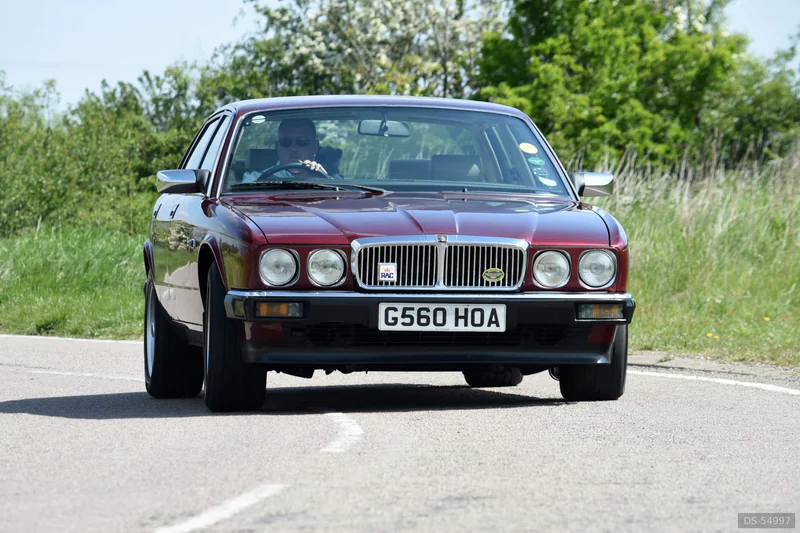 1990 Jaguar Xj6 4.0 in Canterbury 3
