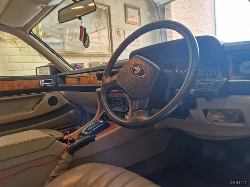 1990 Jaguar Xj6 4.0 in Canterbury 8