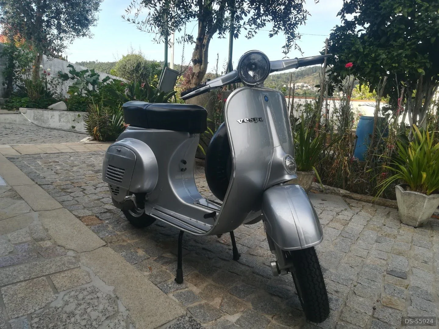 1974 Piaggio Vespa 50s