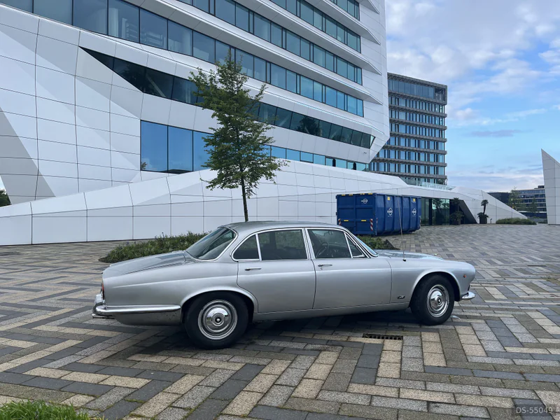 1969 Jaguar XJ6 in Amsterdam, De Pijp 2