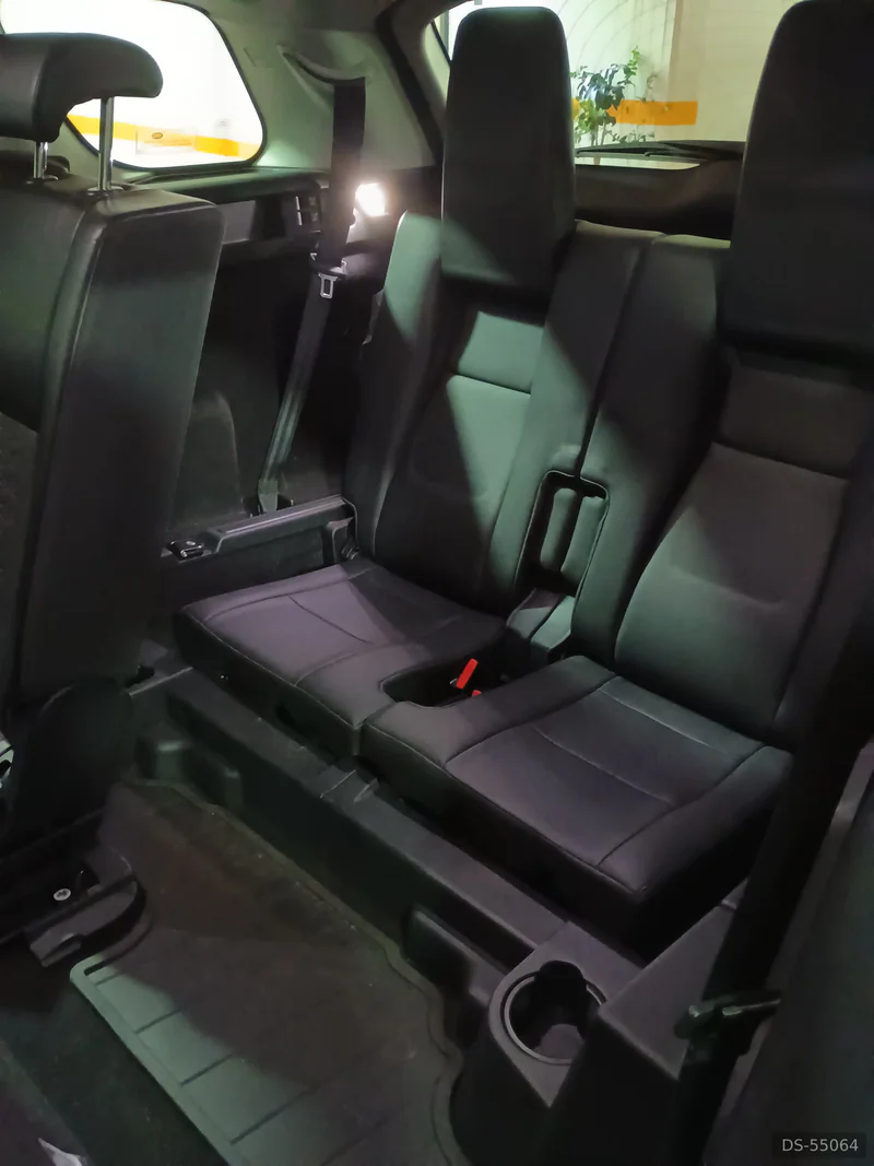 2019 Land Rover Discovery in Bogota 7