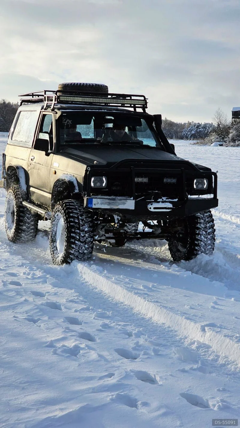 1987 Nissan Patrol in řevnice 2