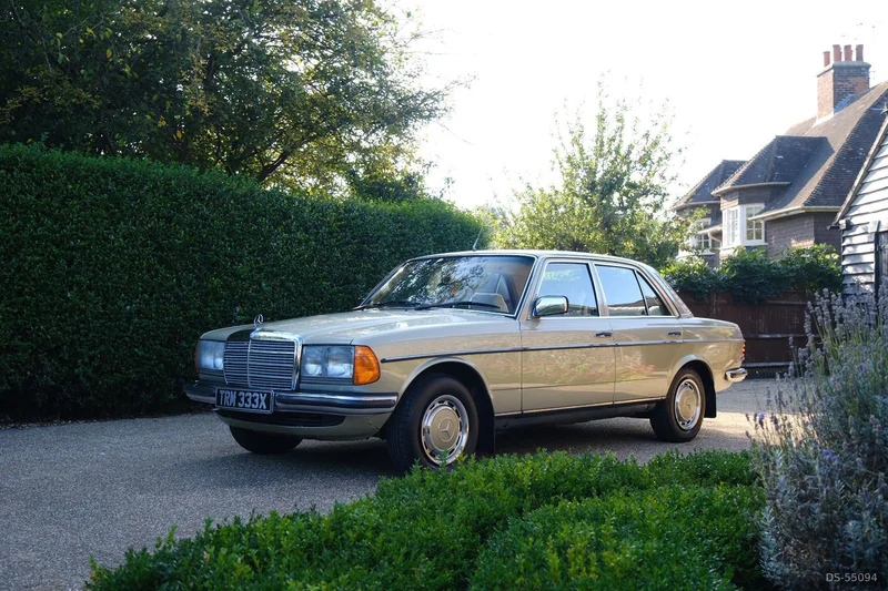 1982 Mercedes-Benz 280 E 2800cc in Chipstead