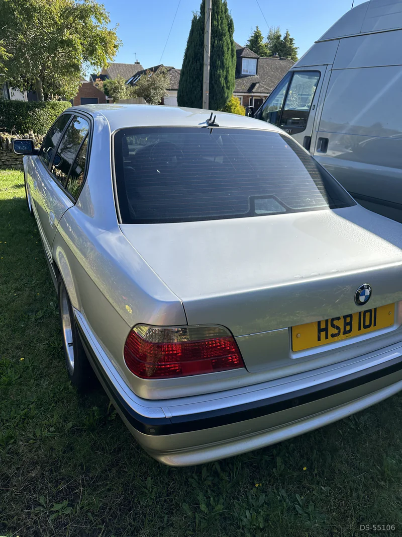 2000 BMW 7 Series E38 in Abingdon 9