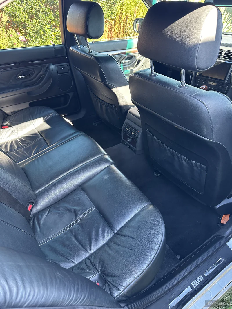 2000 BMW 7 Series E38 in Abingdon 10