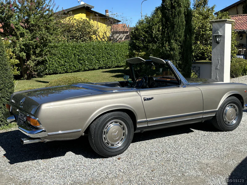 1960 Mercedes-Benz 280 Sl Pagoda in Varese 8
