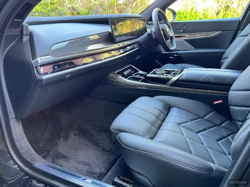 2024 BMW I7 in Auckland 5