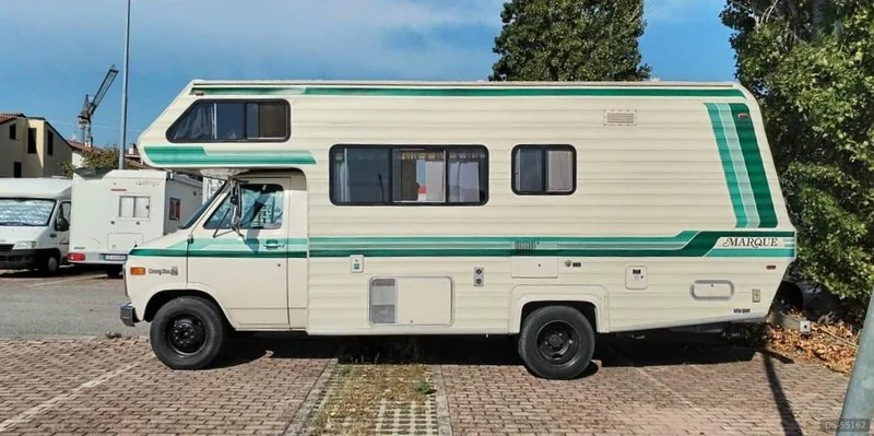 1979 Chevrolet G30 Camper in Pesaro 2