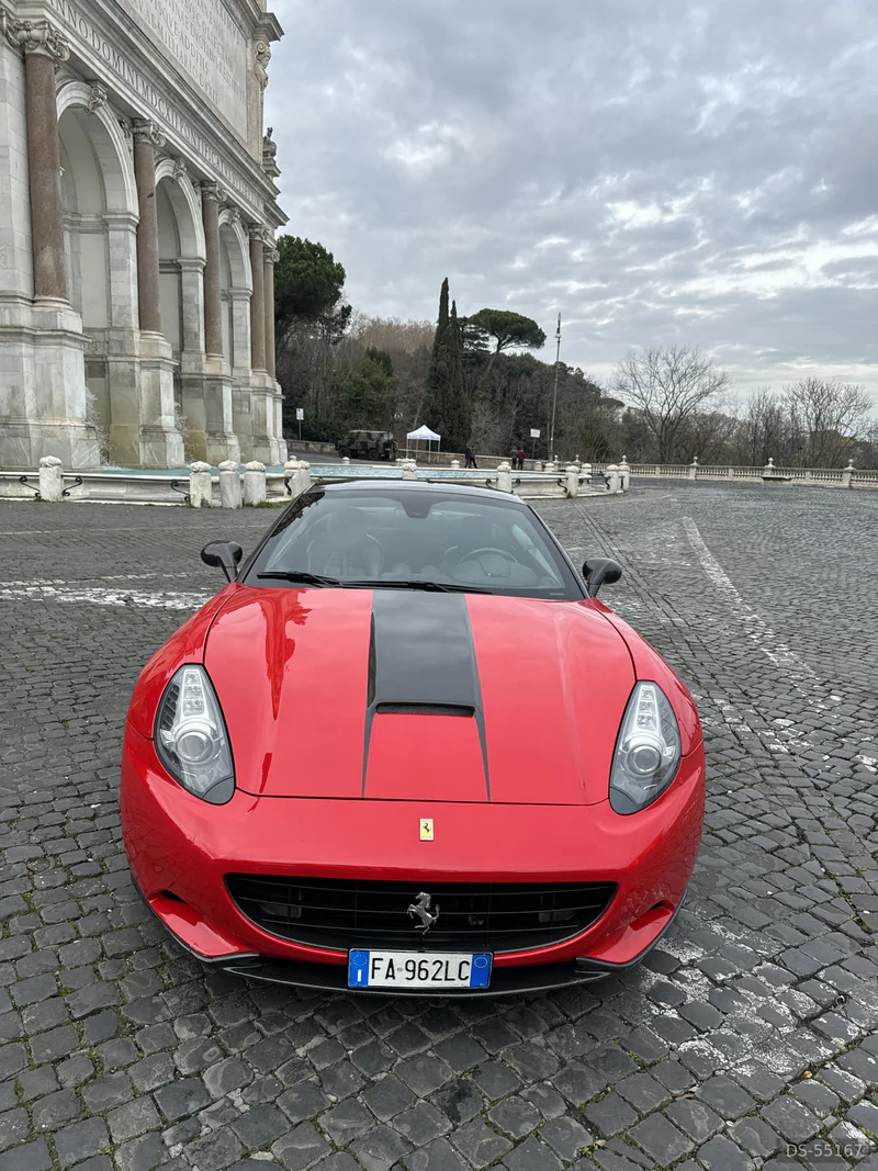 2009 Ferrari California in Roma 2