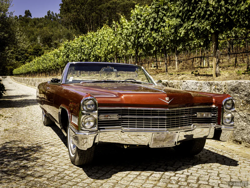 1965 Cadillac Deville in Braga