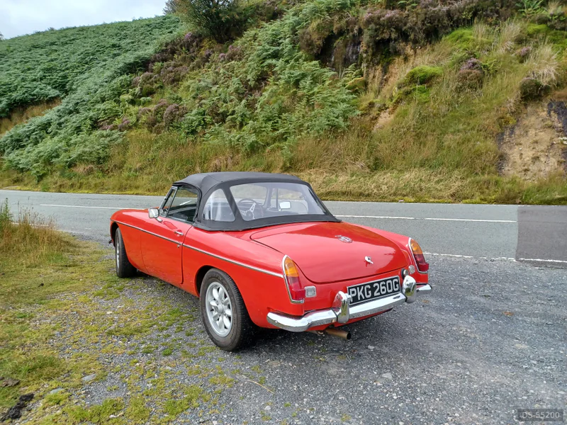 1968 MG B in Royston 7
