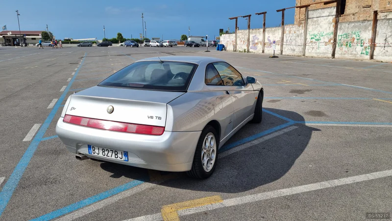 1996 Alfa Romeo Gtv in Minturno 4