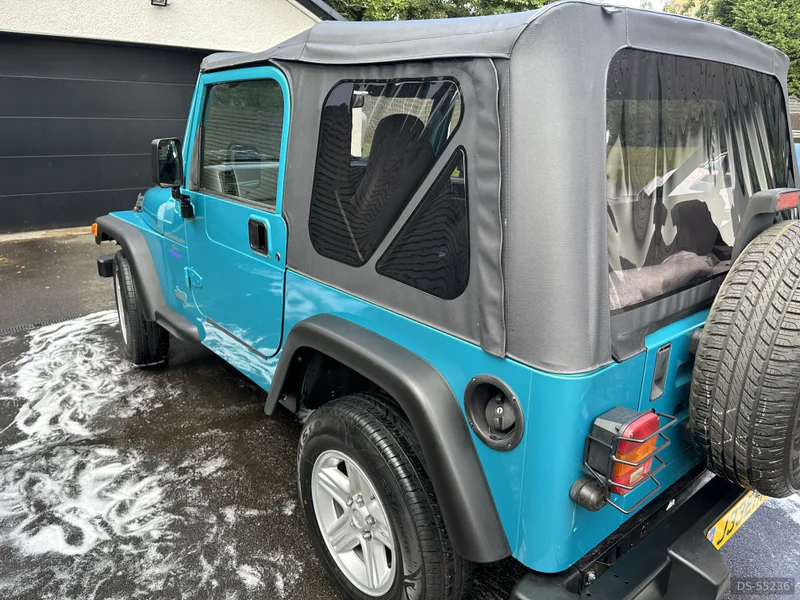 1998 Jeep Wrangler in Glasgow 2