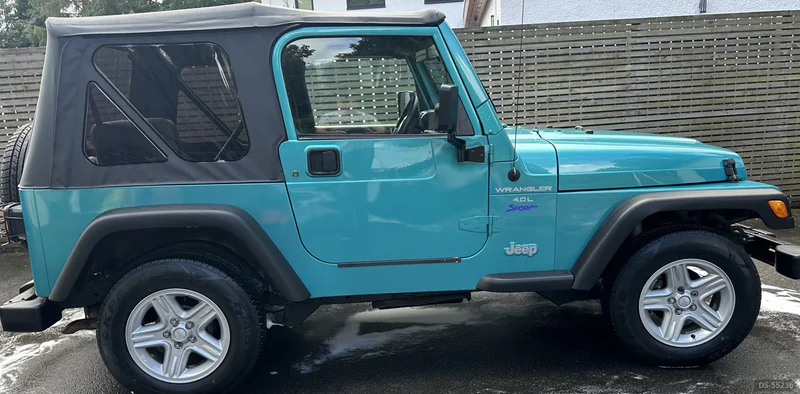 1998 Jeep Wrangler in Glasgow 3