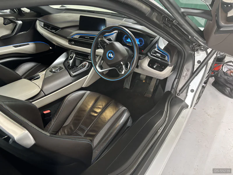 2015 BMW I8 in Glasgow 3