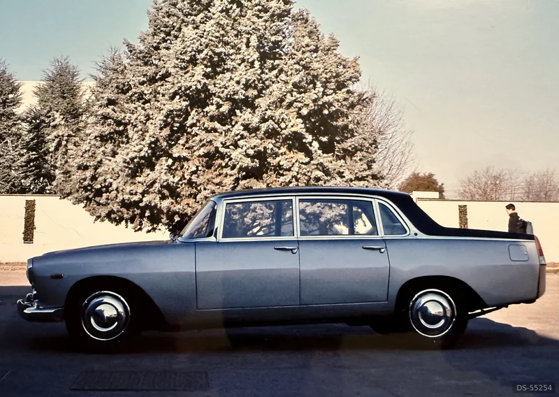 1960 Lancia Flaminia in Busto Arsizio 2