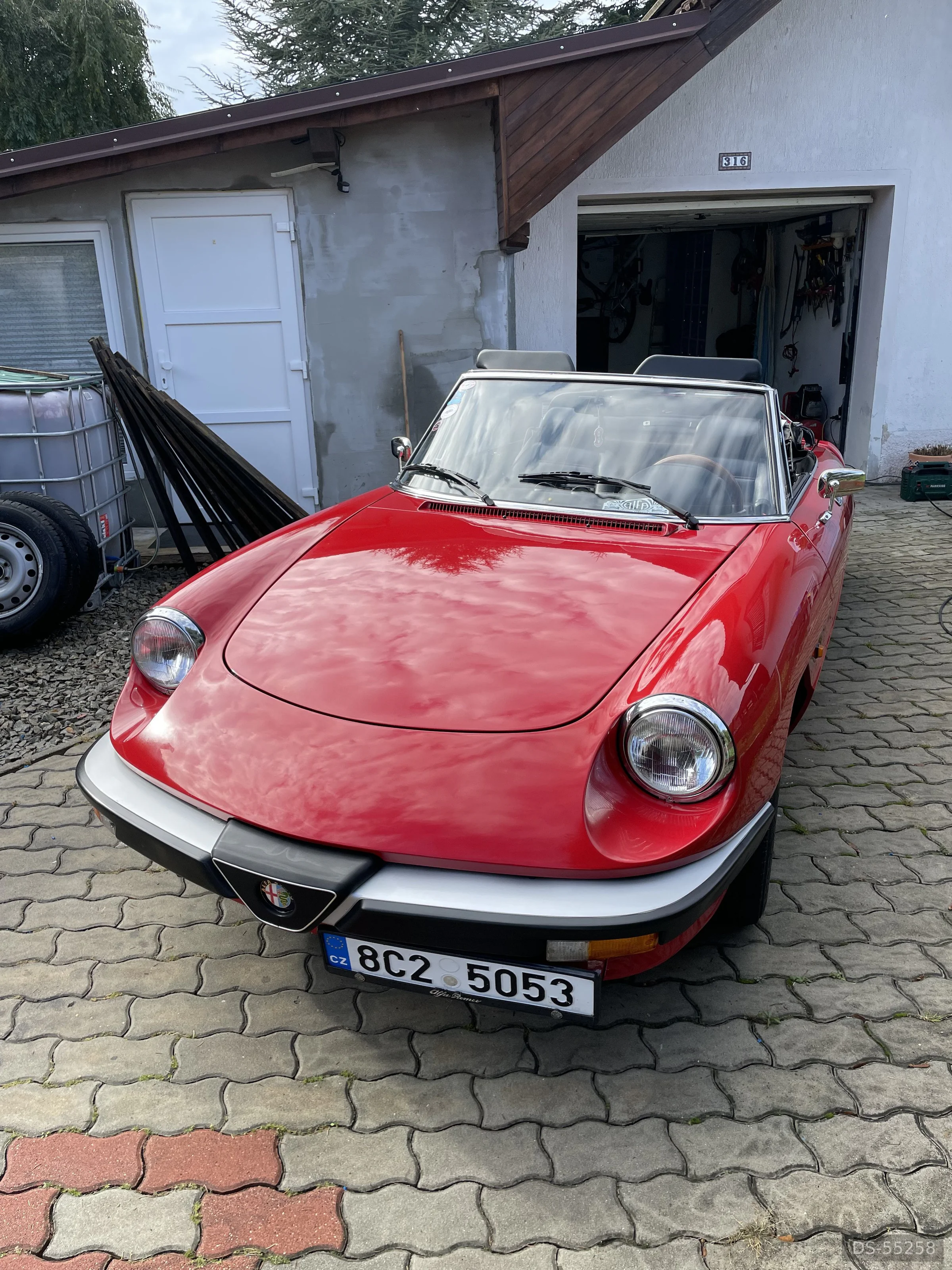 1987 Alfa Romeo Spider