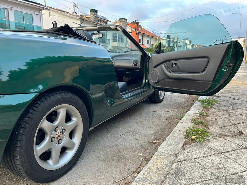 1999 MG Mgf in Vila Nova De Gaia 5