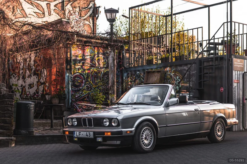 1988 BMW 325i