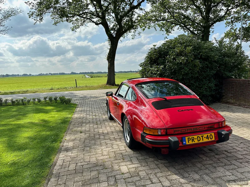 1985 Porsche 911 in Emmer-compascuum 4